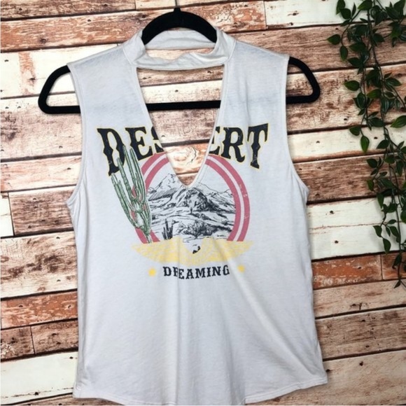 Express one eleven Desert dreaming deep v cut out tank top - Picture 3 of 9